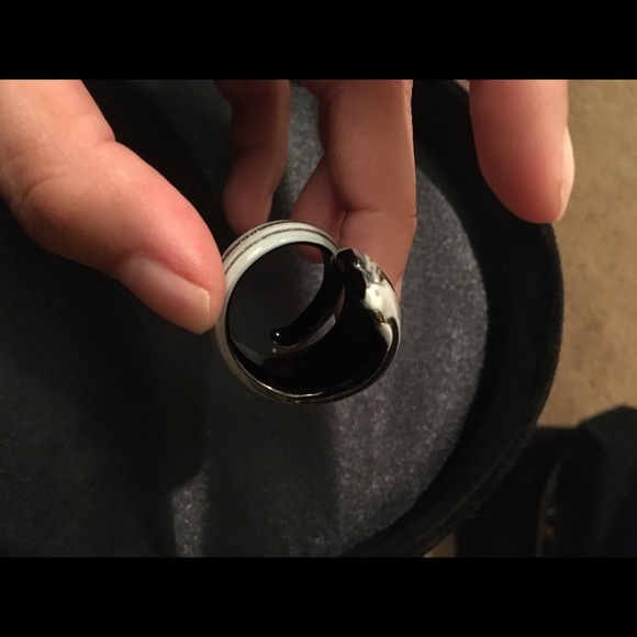 Glass blown statement ring - Picture 2 of 5